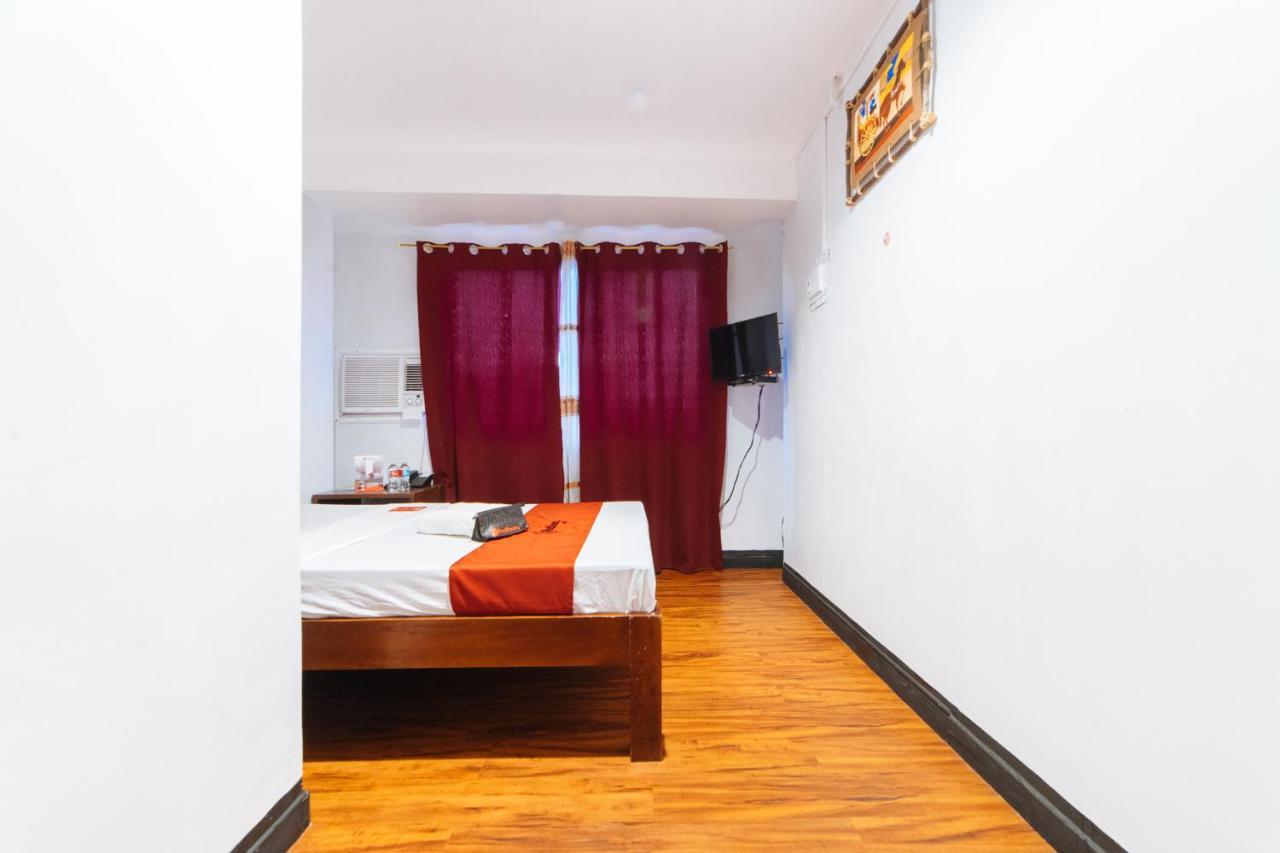 Reddoorz At Nirvana Pension House Bacolod Exterior photo