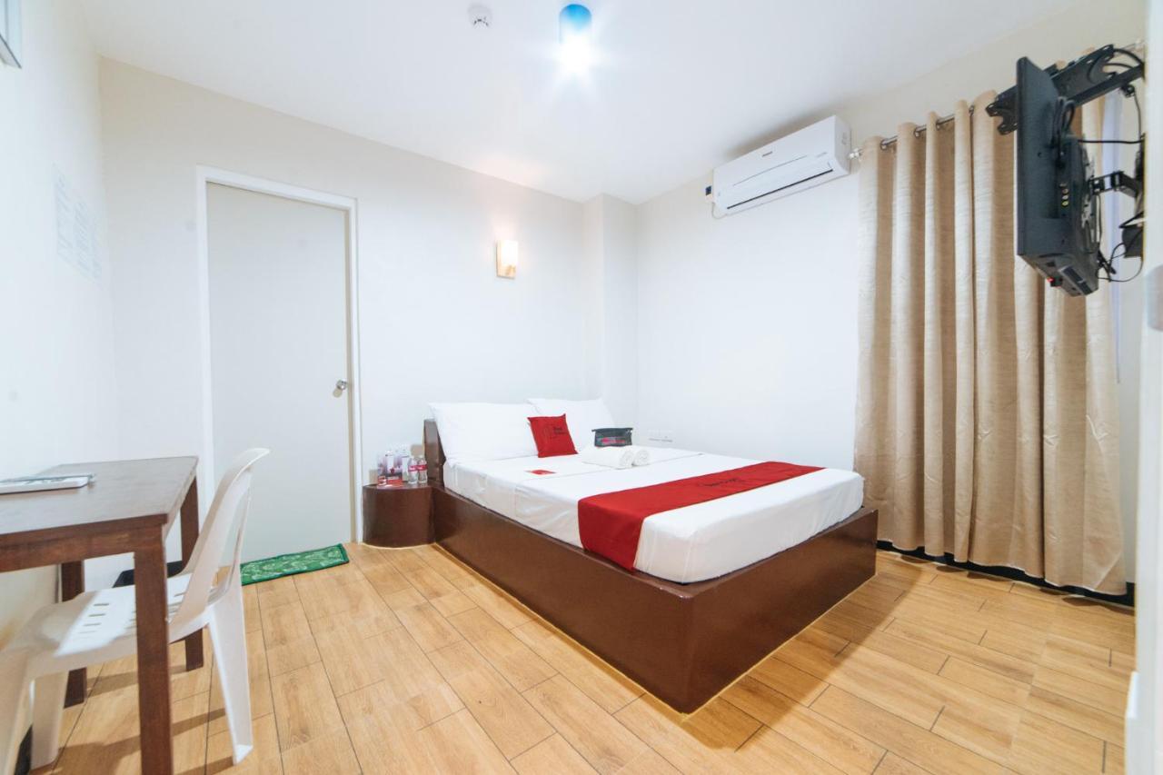 Reddoorz At Nirvana Pension House Bacolod Exterior photo